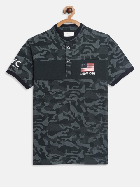 

Octave Boys Green Camouflage Printed Polo Collar Applique T-shirt