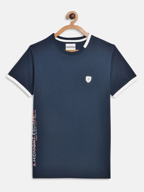 

Octave Boys Blue Solid T-shirt