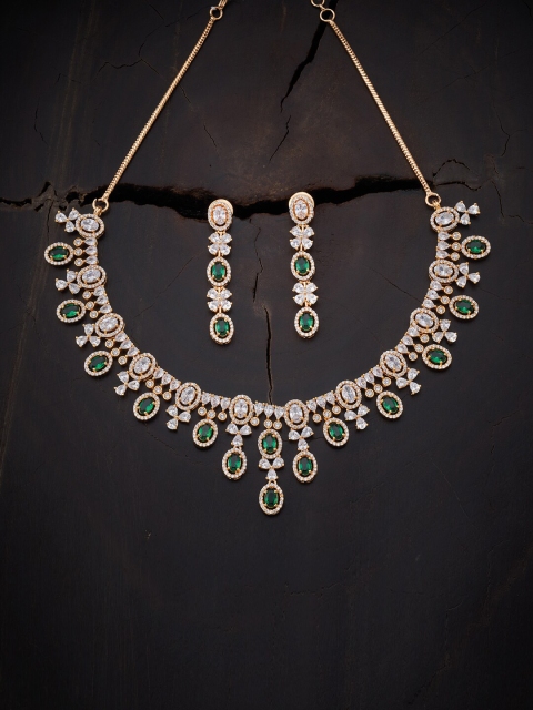 

Kushal's Fashion Jewellery Green Gold-Plated Studded Jewellery Set