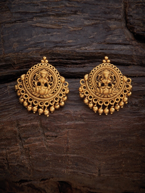 

Kushal's Fashion Jewellery Gold-Toned Classic Studs Earrings