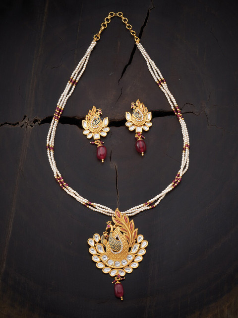 

Kushal's Fashion Jewellery Gold-Plated Red & White Kundan Studded Jewellery Set