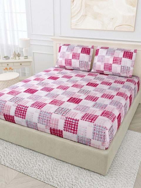 

BOMBAY DYEING Pink & Blue Geometric 144 TC King Bedsheet with 2 Pillow Covers