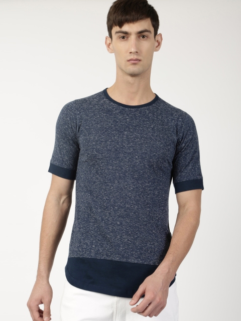 

ether Men Navy Blue Self Design Round Neck Longline T-shirt