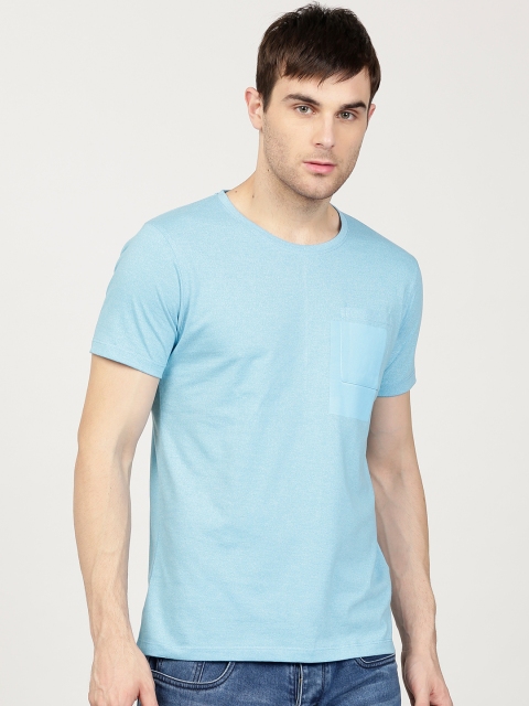 

ether Men Blue Solid Round Neck T-shirt