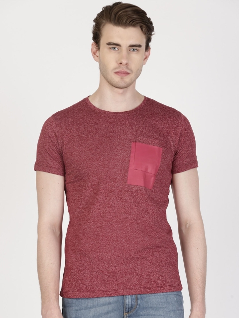 

ether Men Maroon Solid Round Neck T-shirt