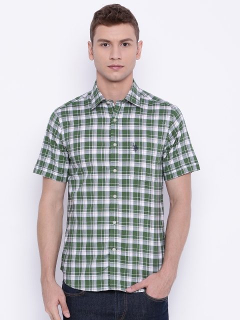 

U.S. Polo Assn. Men Green & White Tailored Fit Checked Casual Shirt