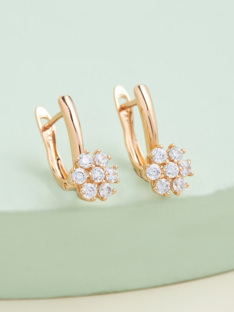 

Kushal's Fashion Jewellery White Floral Gold-Plated Studs Earrings