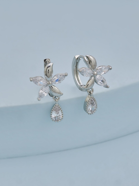 

Kushal's Fashion Jewellery White Floral Studs Earrings