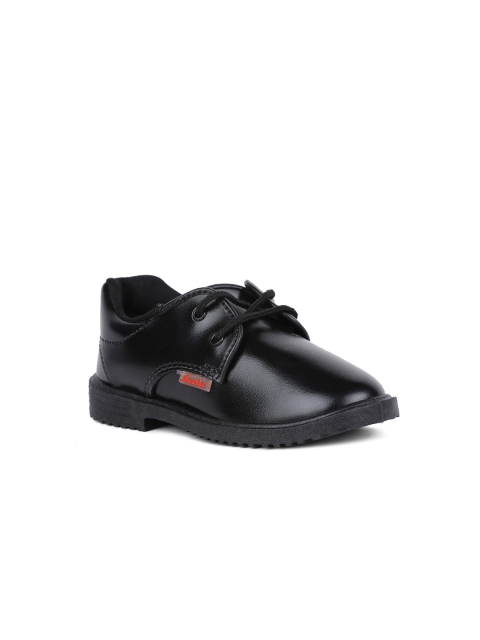 

Bata Boys Black Solid Derbys