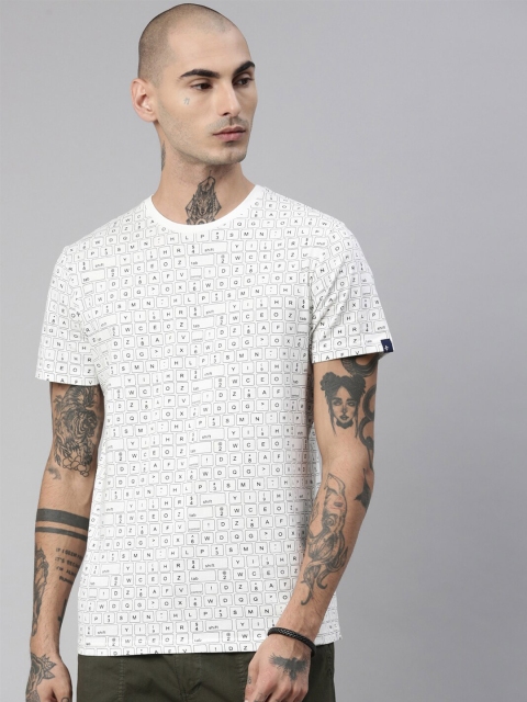

Breakbounce Men Grey Printed Monochrome T-shirt
