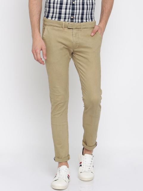 

ALCOTT Men Beige Slim Fit Solid Chino Trousers