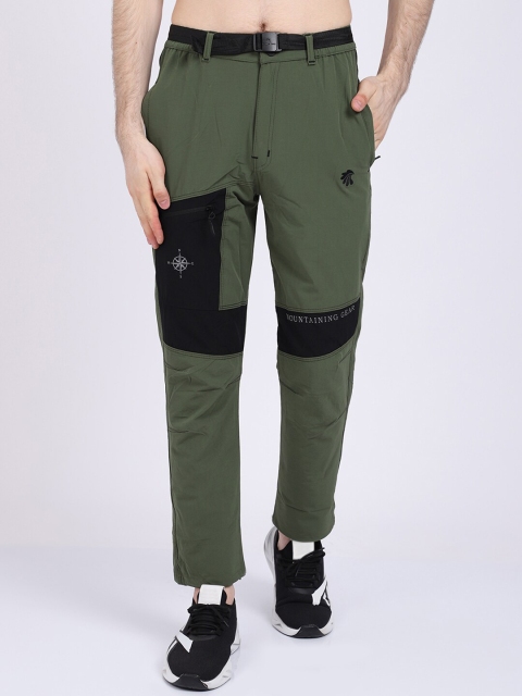 

Gallus Men Green Solid Track Pants
