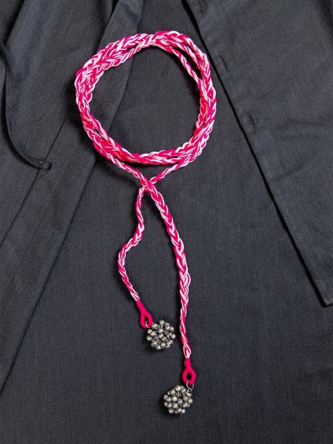 

creyons by mansi Pink & White Chain