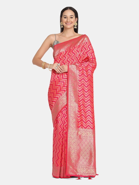 

BOMBAY SELECTIONS Magenta & Silver-Toned Leheriya Pure Silk Banarasi Saree