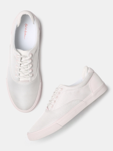 

Mast & Harbour Men White Sneakers