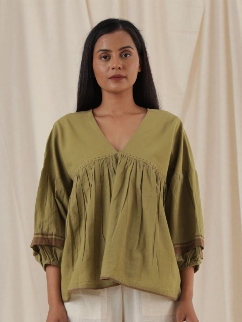 

the kaatn trail Green Solid Pure Cotton Empire Top