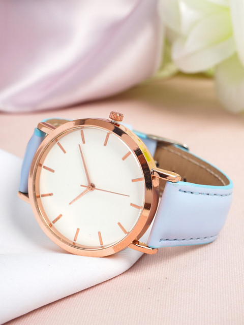 

Ferosh Women White Dial & Blue Bracelet Style Straps Analogue Watch APWAT22-1004