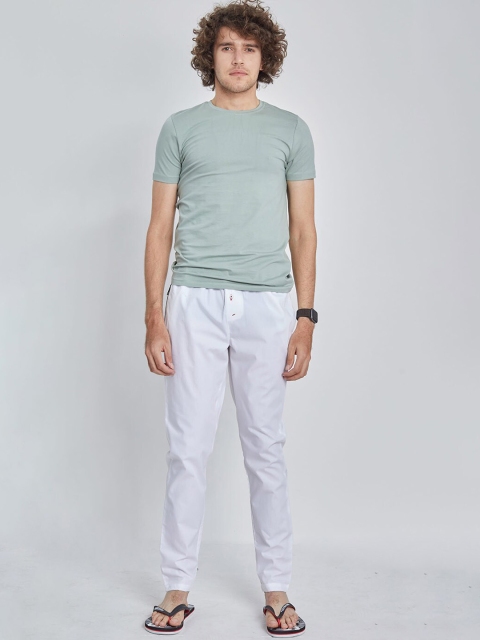 

Snitch Men White Cotton Solid Pyjamas