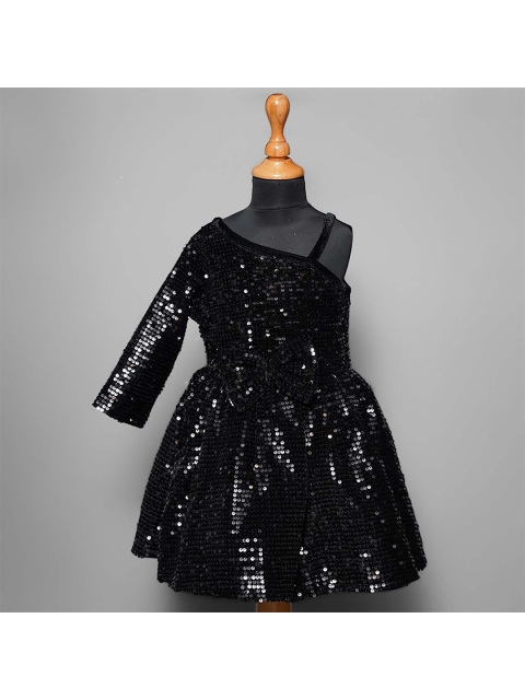 

Mumkins Black & chinese silver Embellished Dress