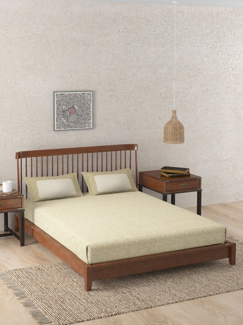 

Fabindia Beige Geometric 180 TC Single Bedsheet with 2 Pillow Covers
