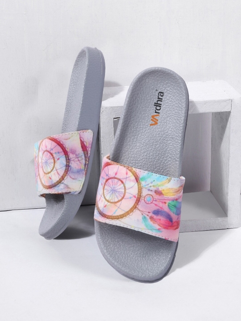 

Vardhra Women Grey & Pink Printed Sliders