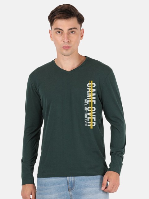 

MASH UNLIMITED Men Green Typography Printed V-Neck Applique T-shirt