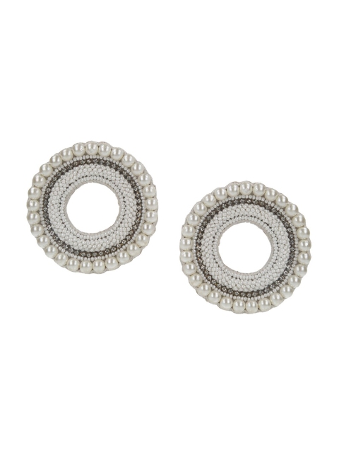 

Ishhaara White Circular Ear Cuff Earrings