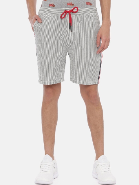 

Breakbounce Men Grey Striped Slim Fit Shorts