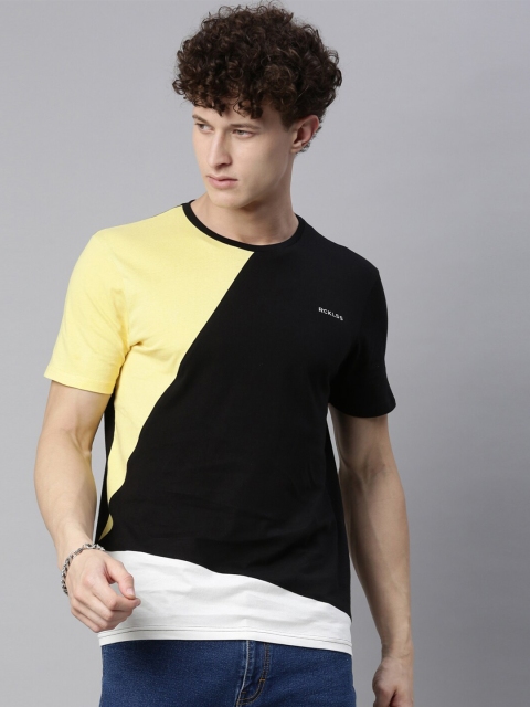 

Breakbounce Men Navy Blue & brown Colourblocked T-shirt