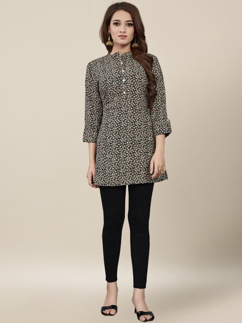 

Vedic Black Floral Printed Pure Cotton Kurti