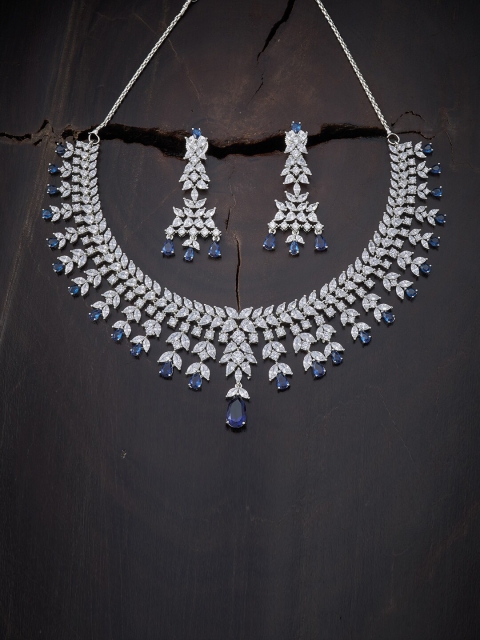 

Kushal's Fashion Jewellery Blue Gold-Plated Necklace