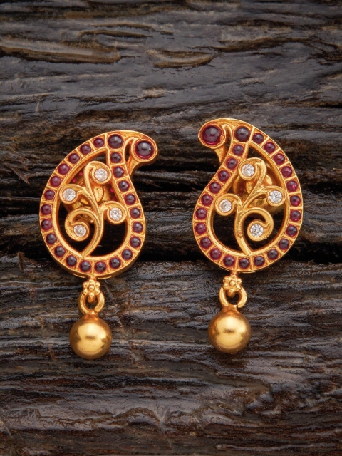 

Kushal's Fashion Jewellery Red Paisley Shaped Studs Earrings