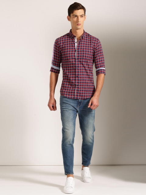 

Harvard Men Navy Blue & Red Checked Casual Shirt