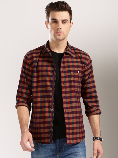 

Harvard Men Red & Navy Blue Slim Fit Checked Casual Shirt