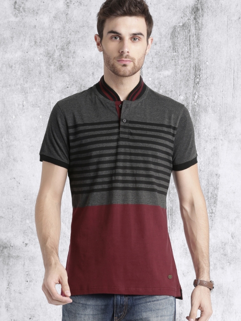 

Roadster Men Charcoal Grey & Maroon Striped Mandarin Collar T-shirt