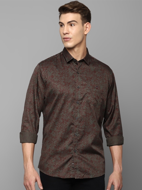

Louis Philippe Sport Men Brown Slim Fit Floral Printed Casual Shirt