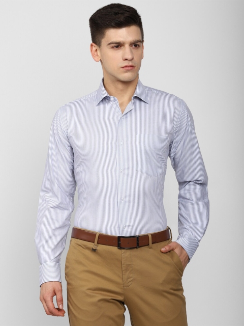 

Van Heusen Men Blue Checked Formal Shirt