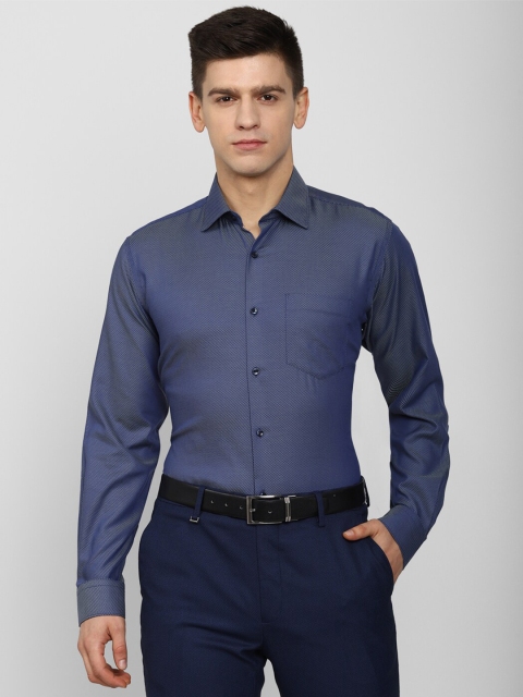 

Van Heusen Men Navy Blue Checked Formal Shirt