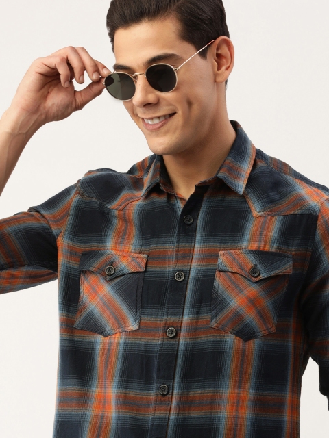 

IMYOUNG Men Navy Blue Slim Fit Gingham Checked Casual Shirt