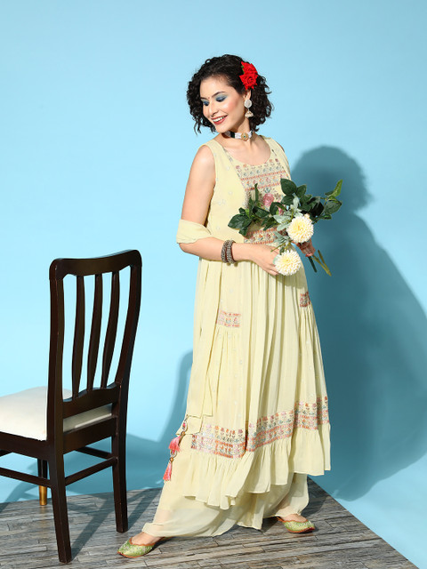 

ZOLA Women Yoke Design Poly Georgette Ethereal Embroidery Kurta Set, Yellow