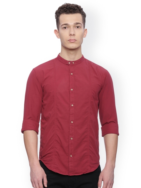 

Breakbounce Men Red Slim Fit Solid Casual Shirt