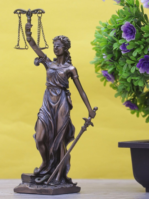 

StatueStudio Copper Justice Lady Showpiece