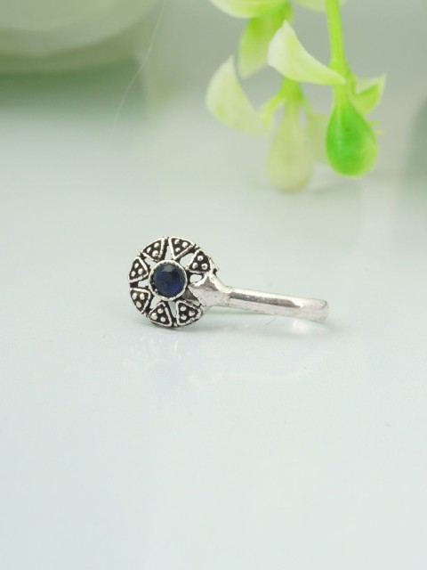 

Urmika Black Ethnic Oxidised Nosepin