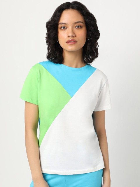 

Bewakoof Women White & white alyssum Colourblocked Extended Sleeves Applique T-shirt