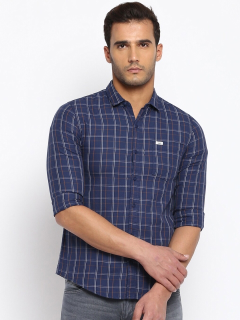 

Lee Men Yellow Slim Fit Checked Casual Shirt