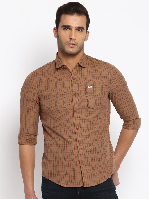 

Lee Men Blue Slim Fit Checked Casual Shirt