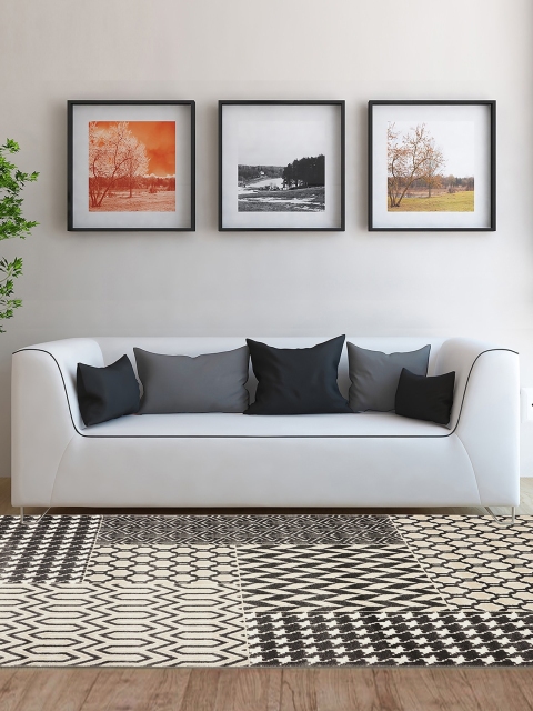 

OBSESSIONS Cream Colored & Black Geometric Runners