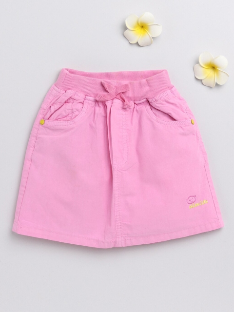 

Olio Kids Boys Pink Solid Cotton Shorts