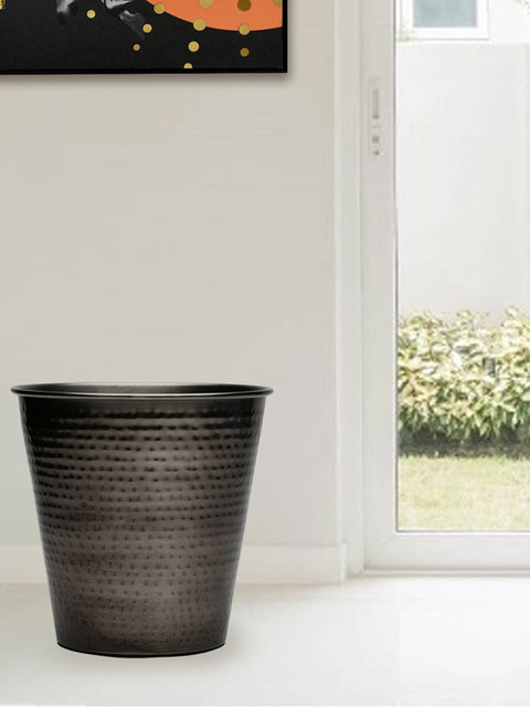 

Athome By Nilkamal Black Metal Hammered Smoke Dustbin
