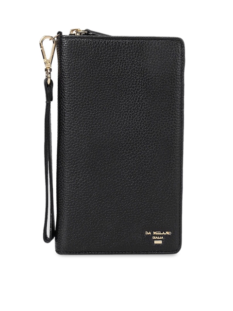 

Da Milano Unisex Black Solid Leather Passport Cover